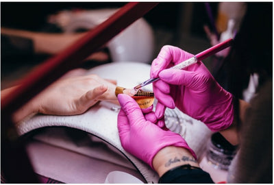 HOW TO BECOME A NAIL TECH AND GET CLIENTS QUICKLY: 6 TIPS FOR SUCCESS