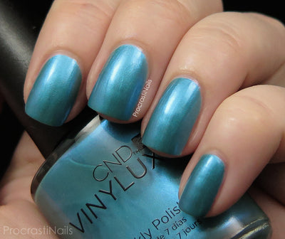 Lost Labyrinth * CND Vinylux